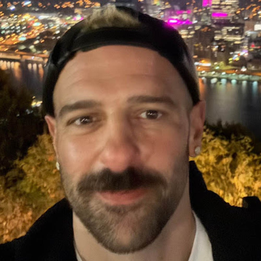 Meet your Posher, Jason